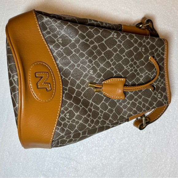 Nina Ricci Tan and Brown Patterned Bucket Bag - Picture 8 of 10